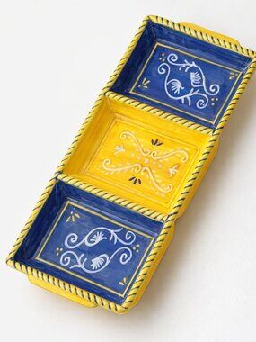 Hand‑Painted Blue & Yellow Divided Ceramic Serving Dish – 3‑Section Snack Tray